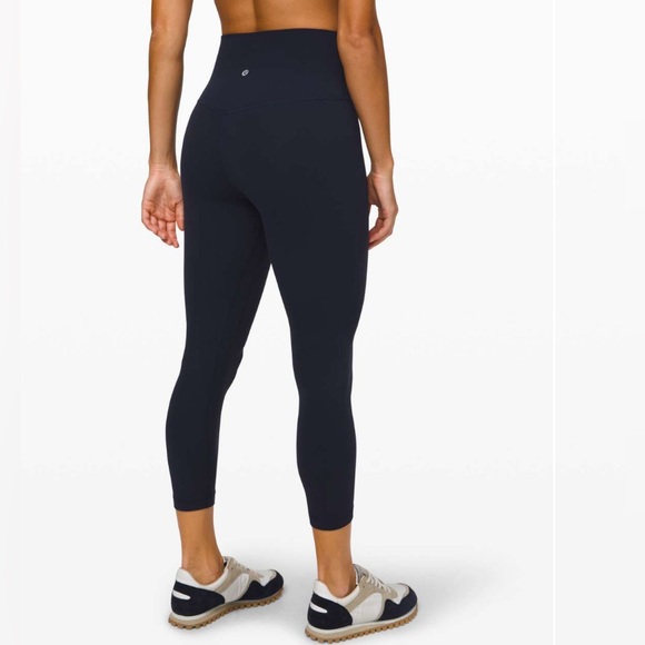 Lululemon Sz 4 Align‎ Crop High Rise Workout Athletic Lounge Leggings True Navy - Picture 1 of 9
